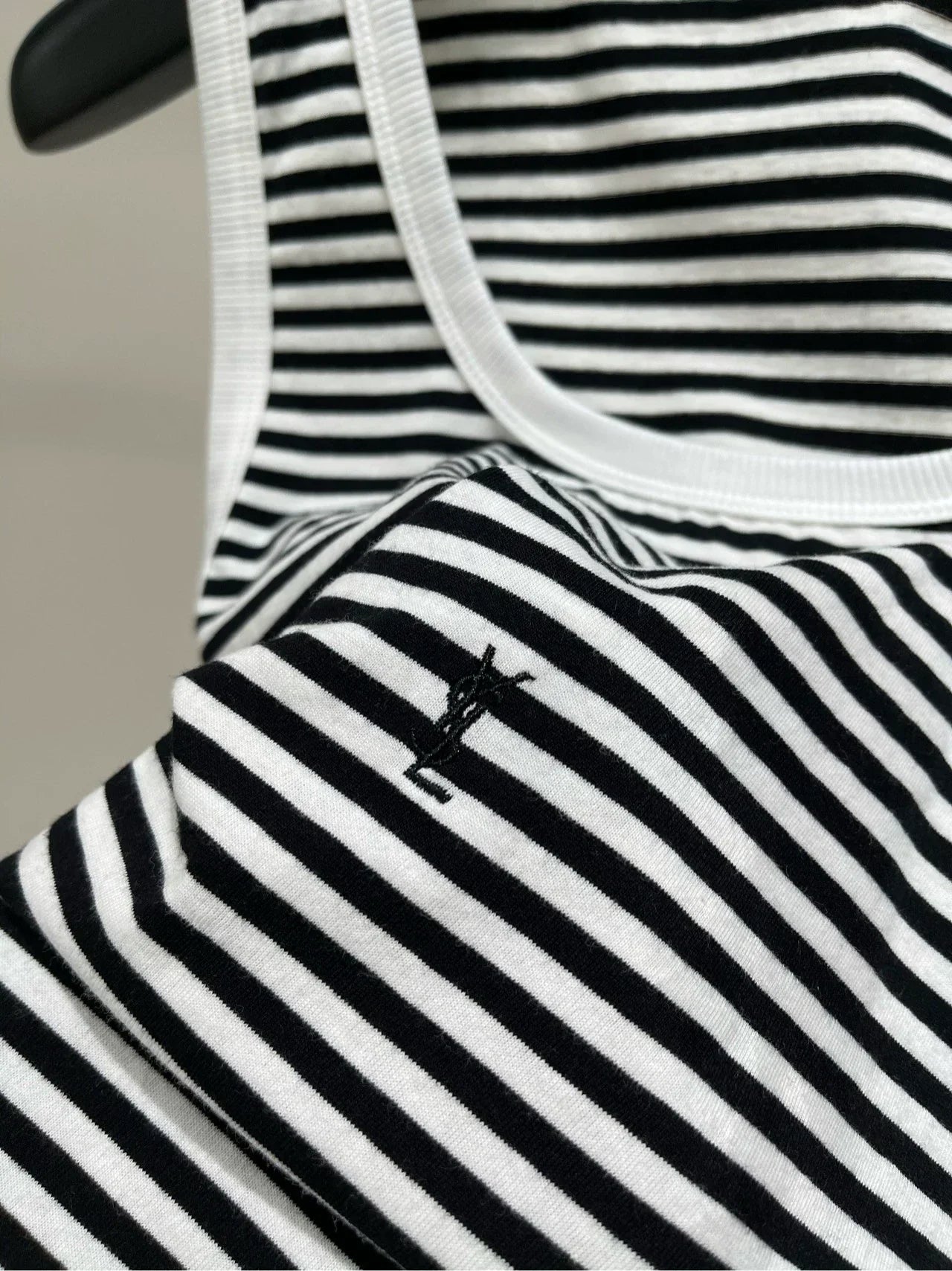 25SS new black and white striped vest for spring and summer