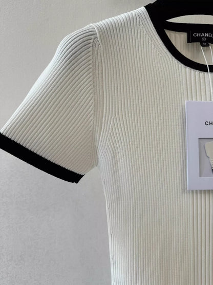 25 Summer new stitching round neck knitted top