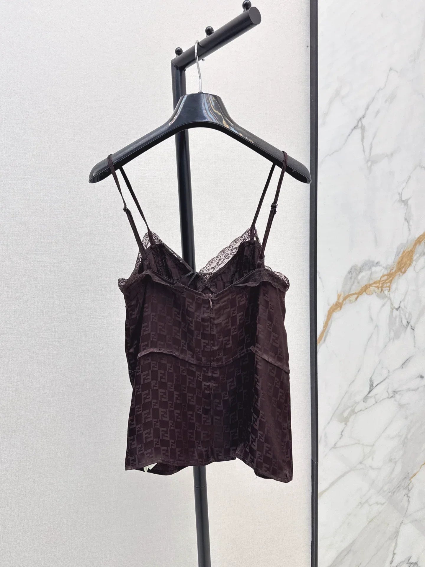 25 Jacquard lace camisole half skirt set