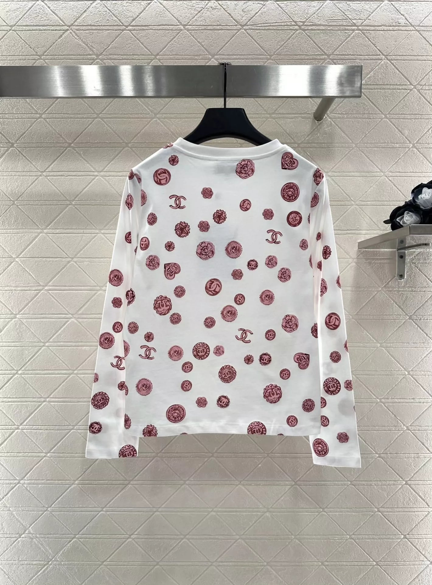 25fw Camellia Round Neck Long Sleeve
