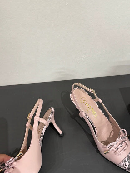Serpentine pointed cat heel high heels