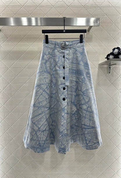 D 25 Jacquard belt and flared skirt
