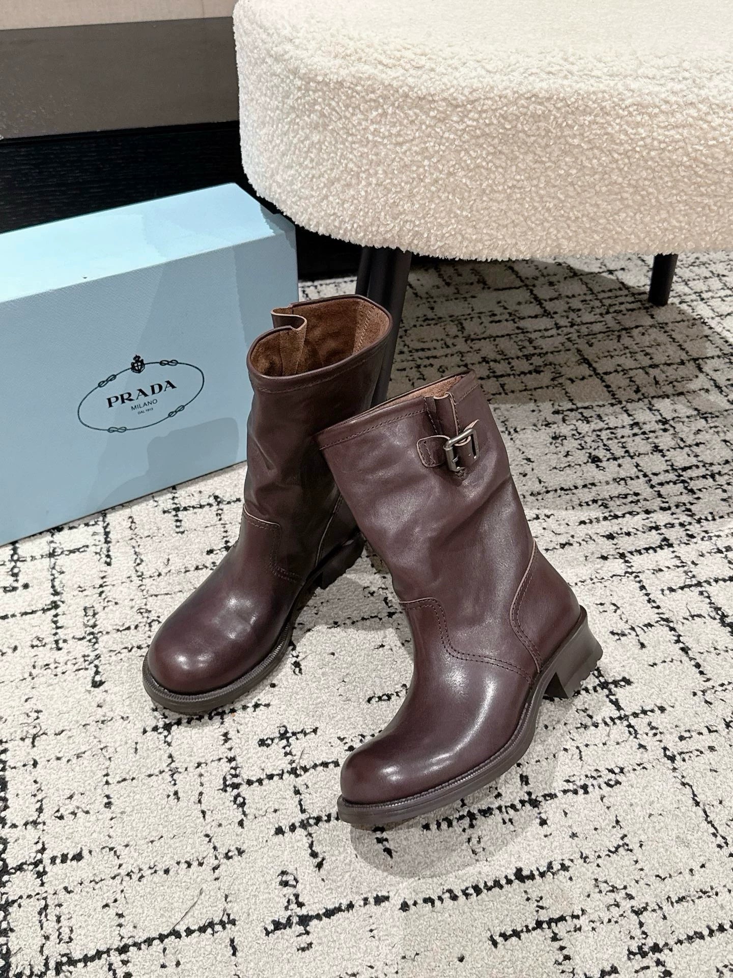 Motorcycle boots and short boots
