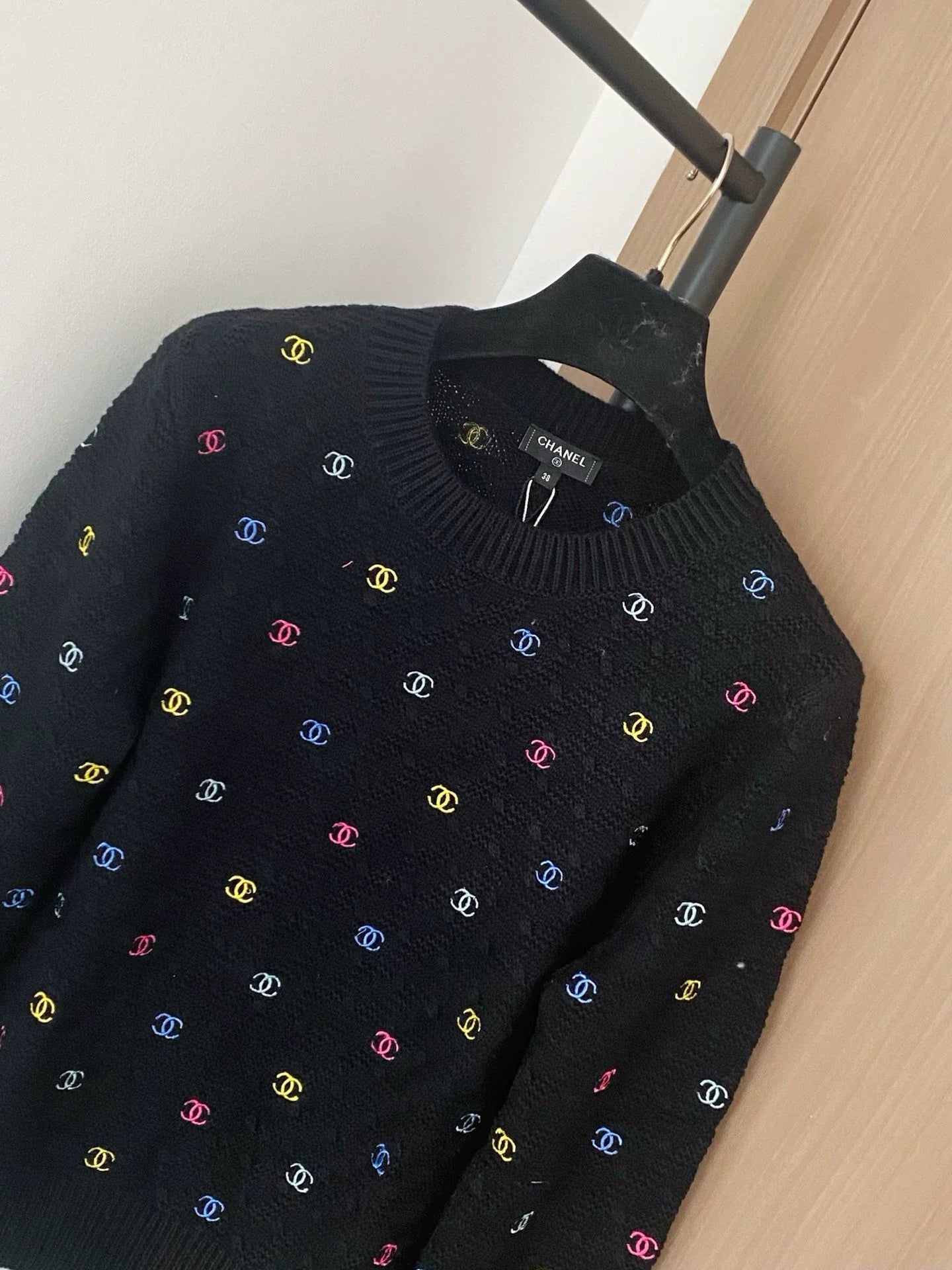 25fw new round neck embroidered knitted sweater