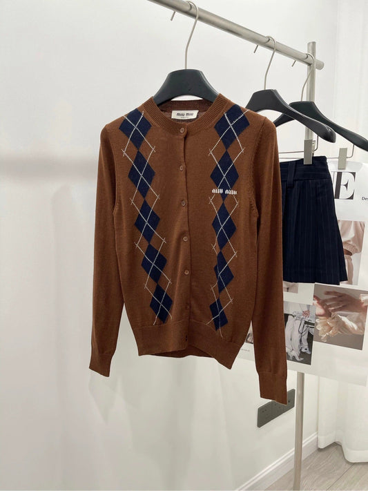 25ss coffee color diamond round neck long sleeve cardigan