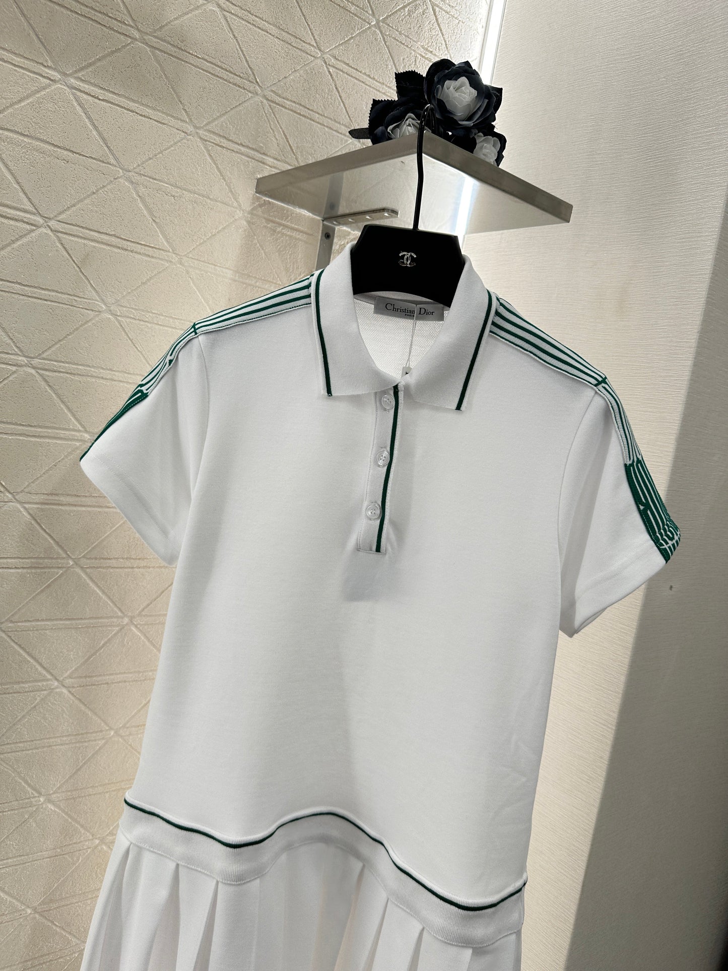 D 25 Pleated Ribbon Short-Sleeve Dress