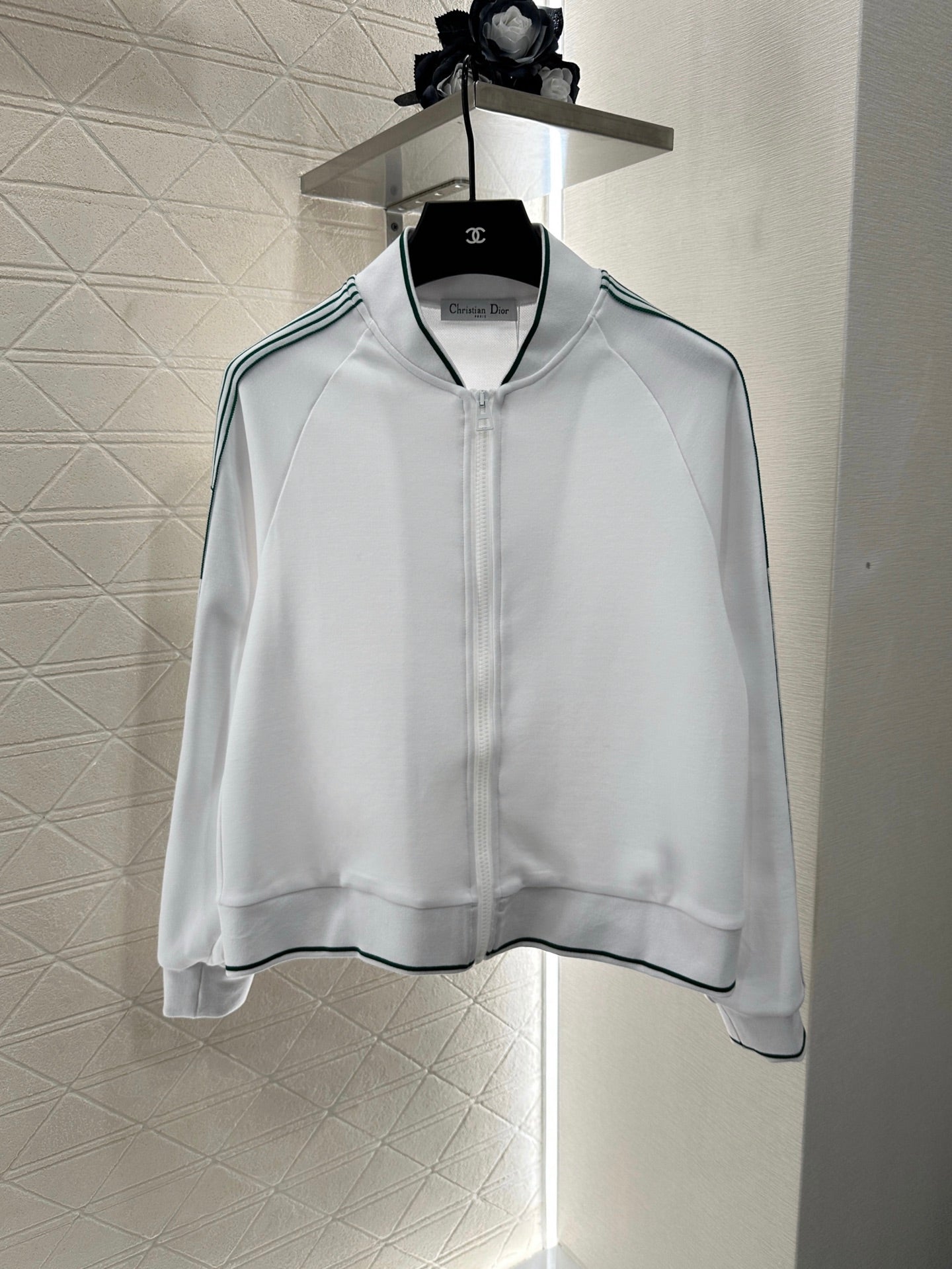 D 25 Zip-up jacket and pants set
