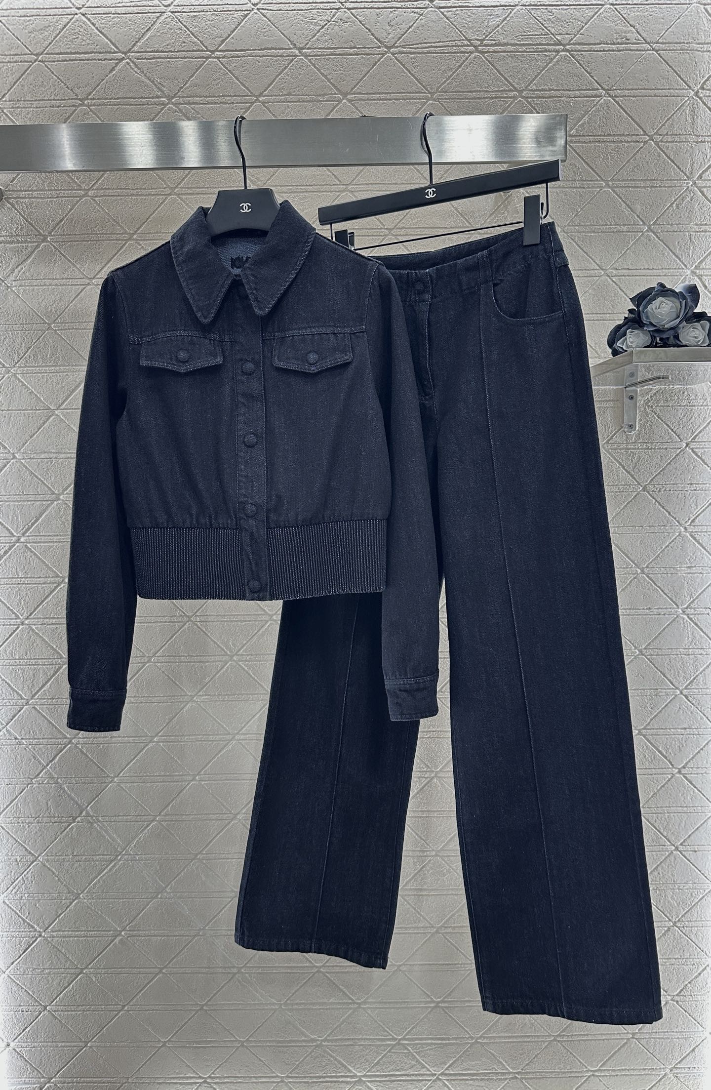 25 Retro Denim Jacket and Pants Set