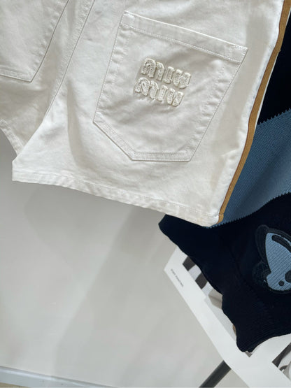 M 25 white suede velvet trim denim shorts