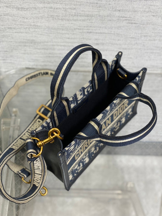 Book Tote Bag Blue Di0r Oblique Embroidery and Calfskin