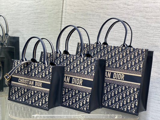 Book Tote Bag Blue Di0r Oblique Embroidery and Calfskin