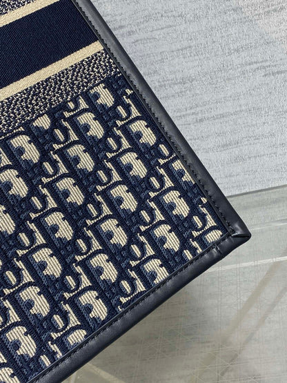 Book Tote Bag Blue Di0r Oblique Embroidery and Calfskin