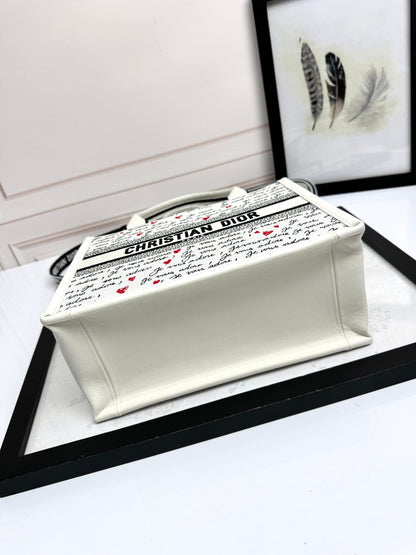 Small Book Tote White Embroidery with Black and Red Je Vous Adore Motif and
