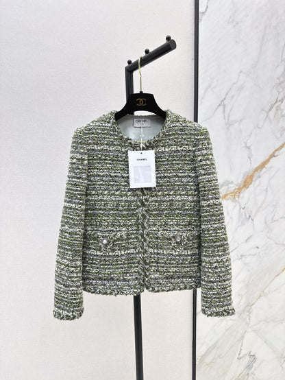 ch 25ss woven jacket