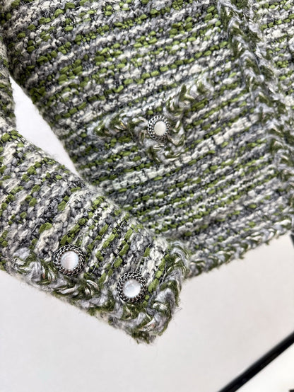 ch 25ss woven jacket