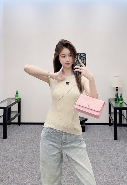 25 new products Knitted tops