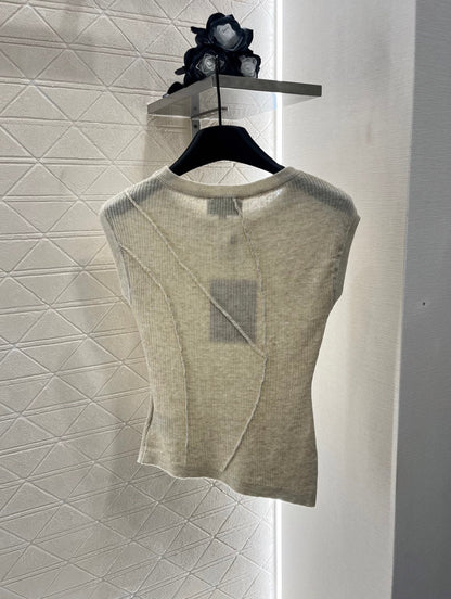25 new products Knitted tops