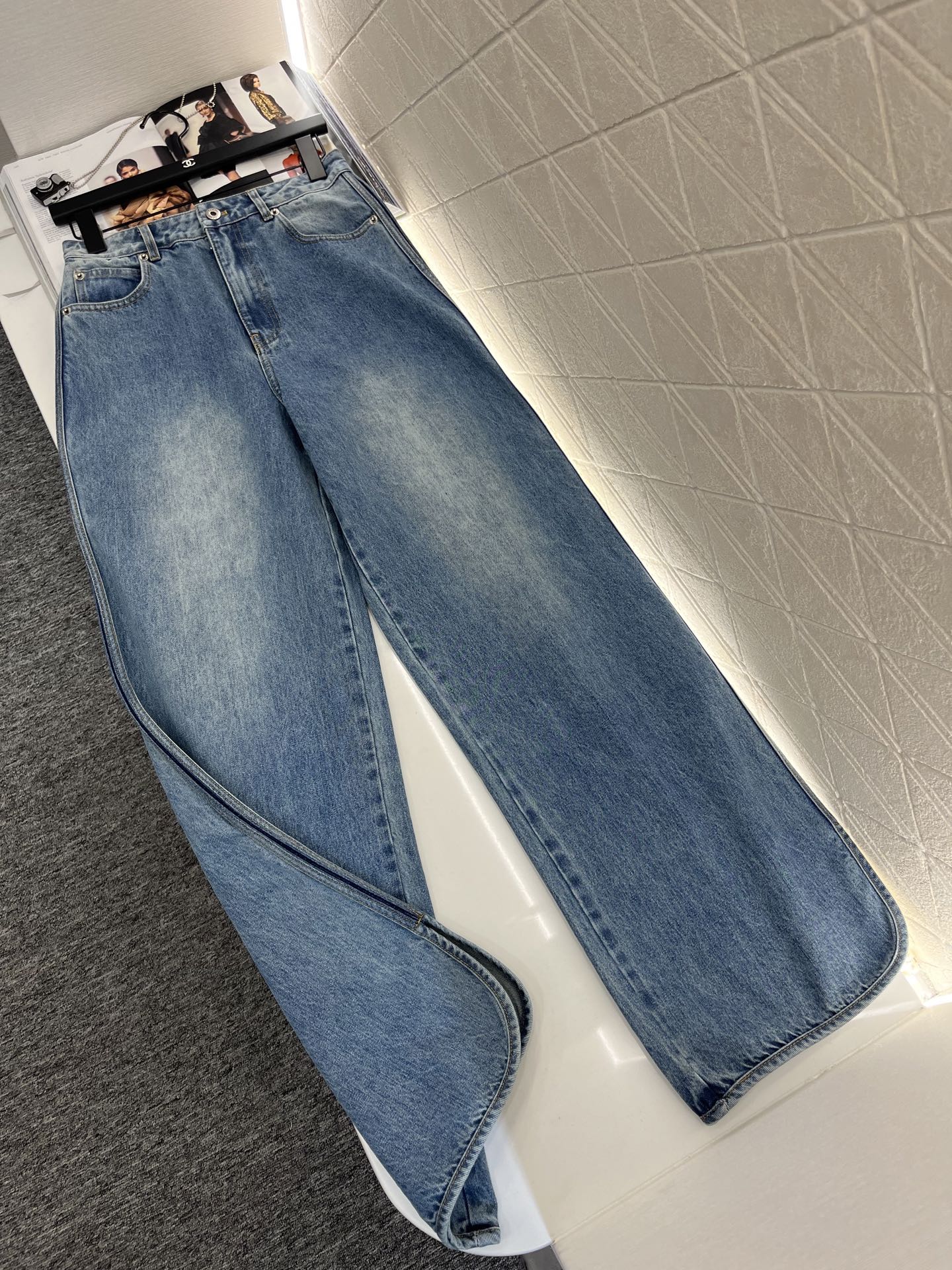 25 new products Denim jacket and trousers set