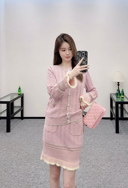 25 new products Knitted suits