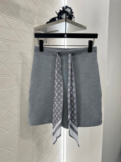25 new products Silk sweater skirt set