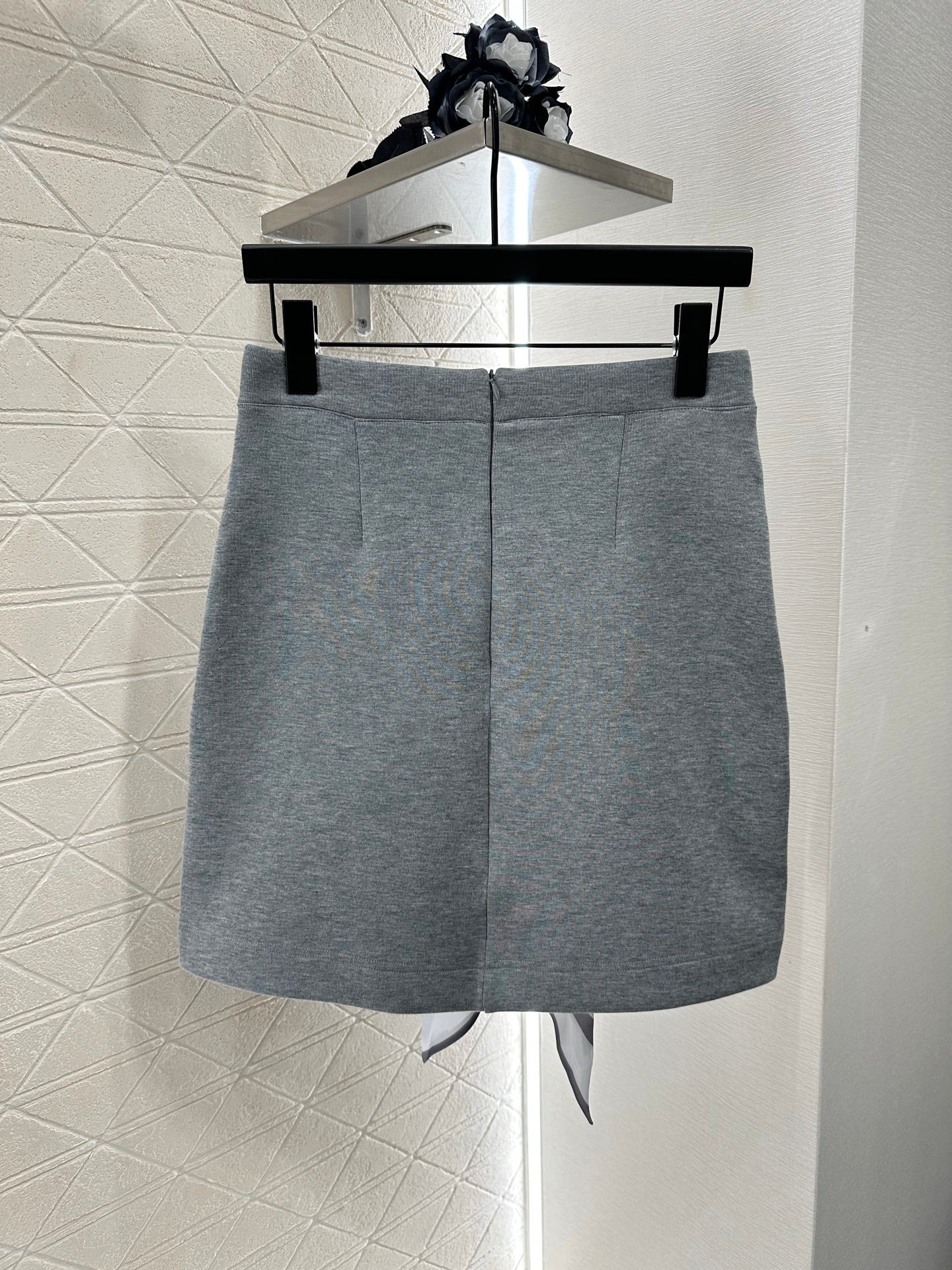 25 new products Silk sweater skirt set