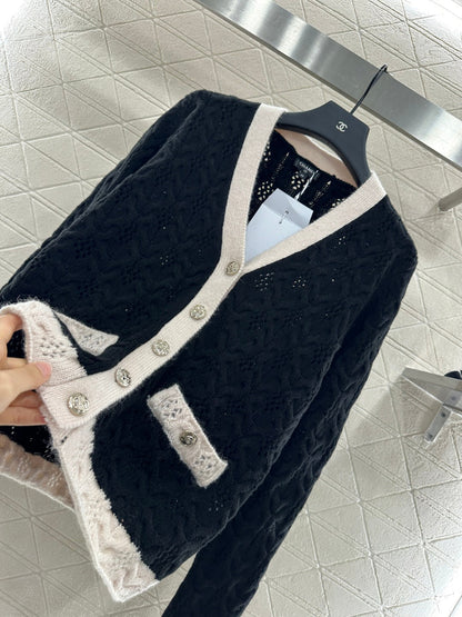 25 new products Knitted cardigan