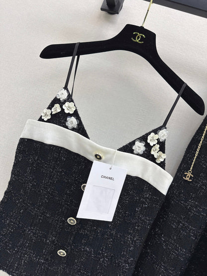 25 3D flower decorated sling