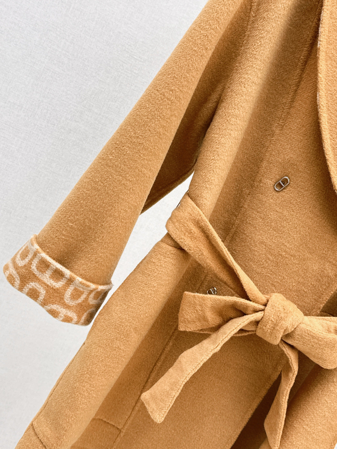 H 25fw cashmere coat