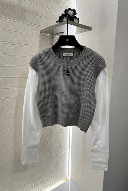 25 New Arrival Knitted long-sleeved top