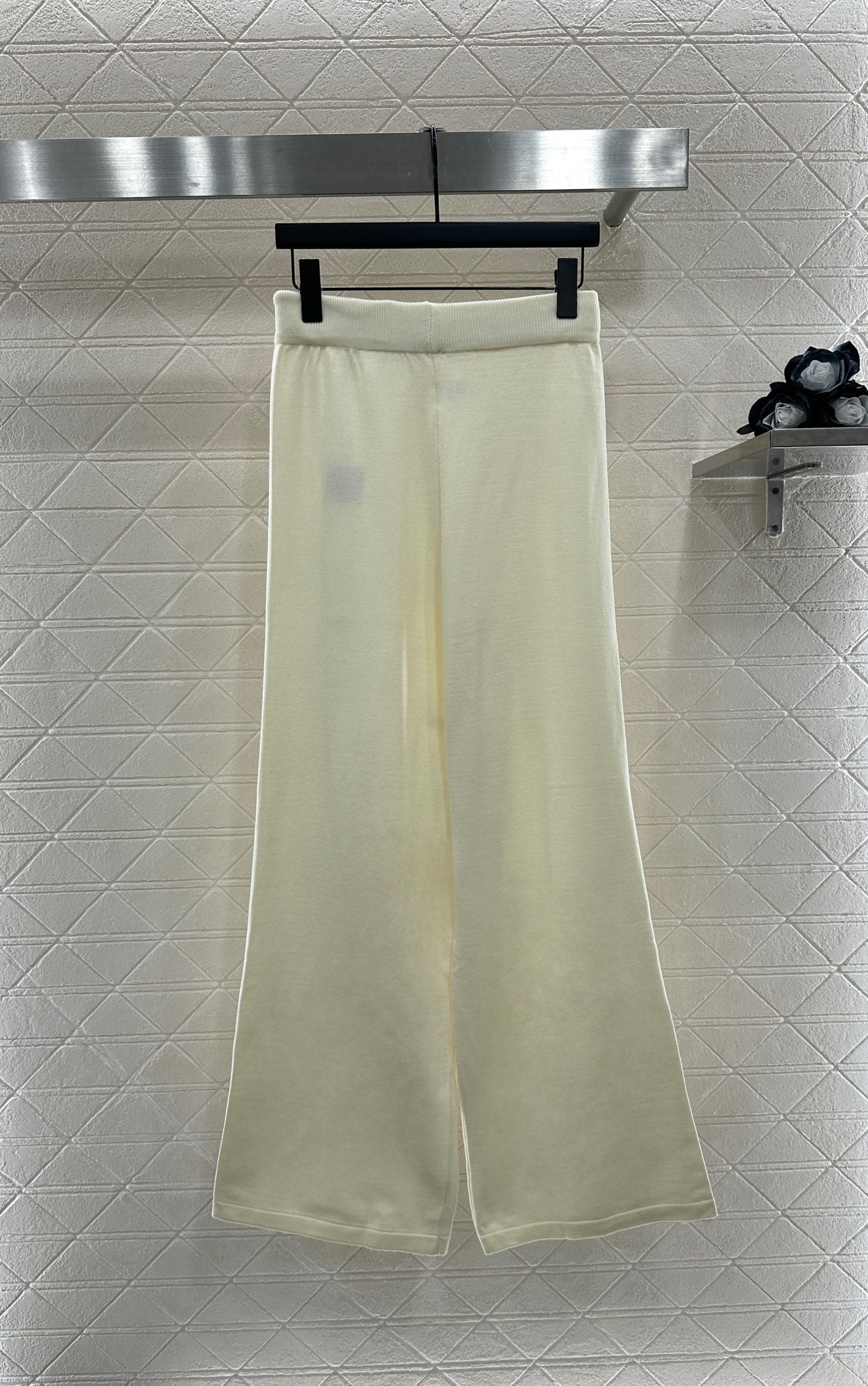 25 New Arrivals Knitted Cardigan and Pants Set