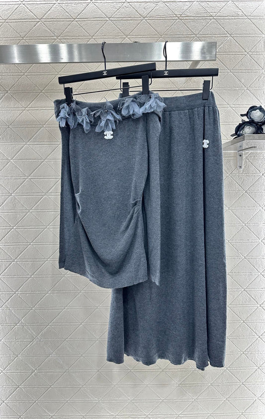 25 New Arrival Knitted Long-Sleeved Skirt Set