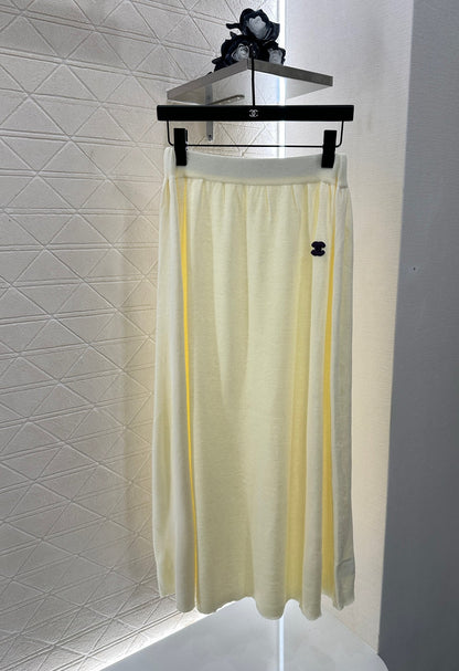 25 New Arrival Knitted Long-Sleeved Skirt Set
