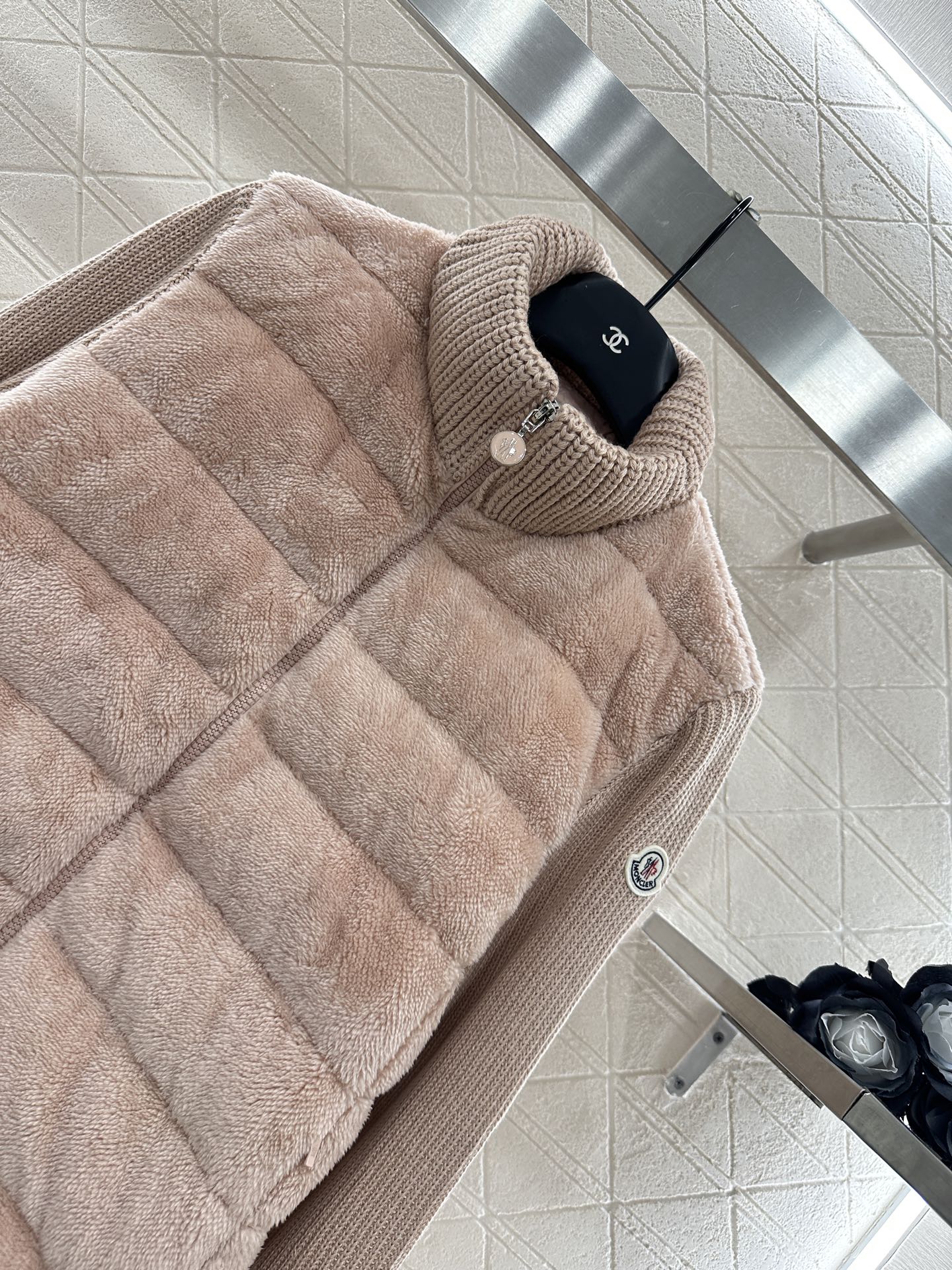 2025 New Arrival Zip-Up Down Jacket