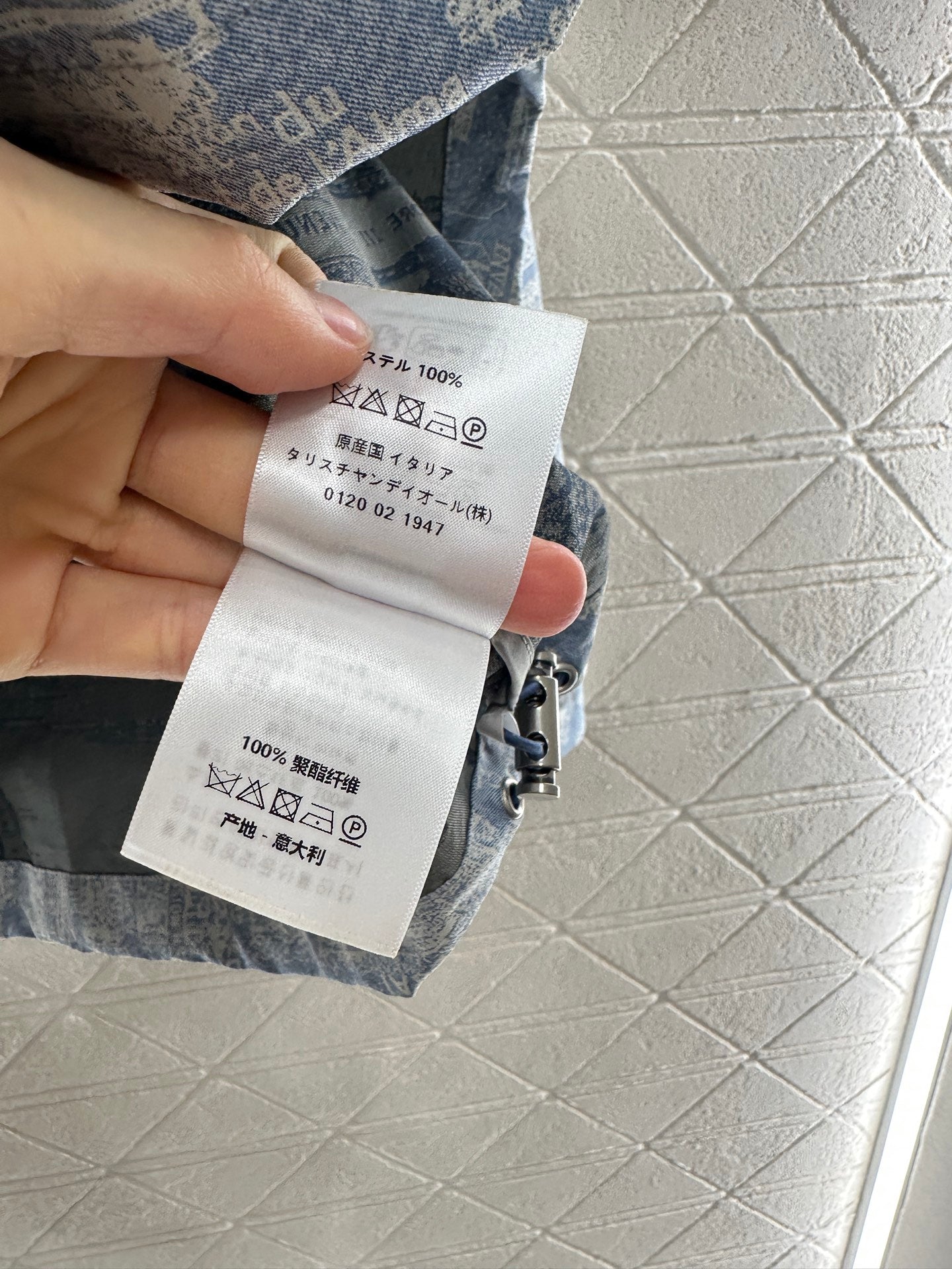 25 New Arrivals Hooded Jacket and Pants Set