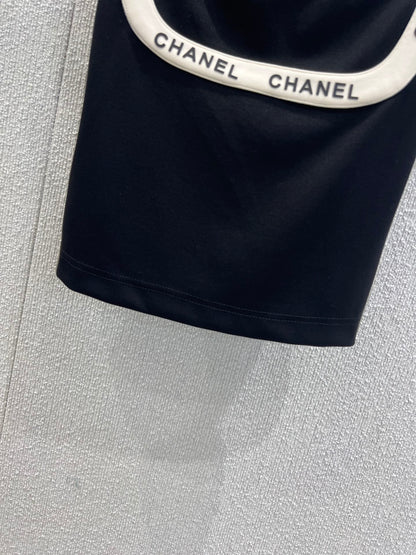 25ss  U-shaped vest