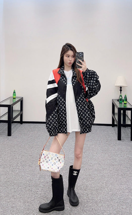 25 New Arrivals Hooded Jacket