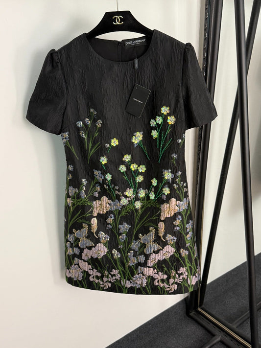 25 new sequined flower jacquard dress