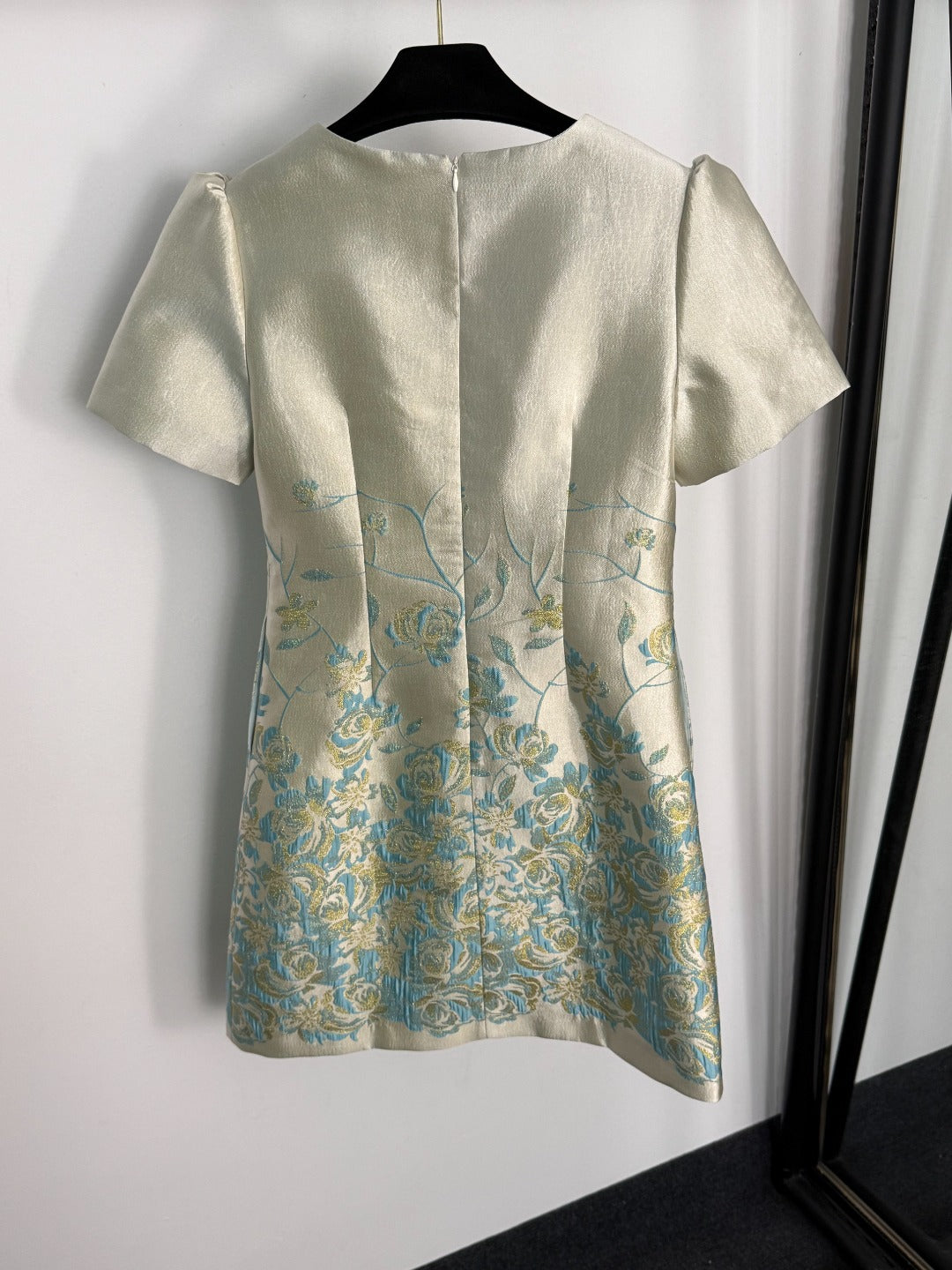 25 new diamond beaded silk jacquard dress