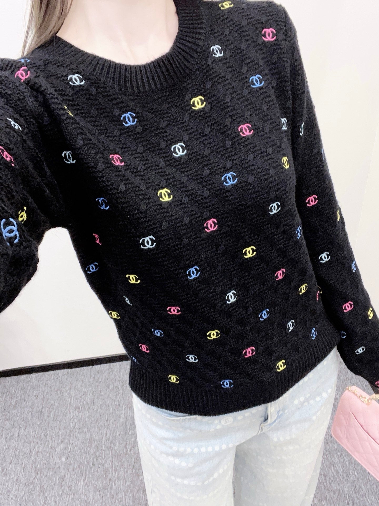 25fw new round neck embroidered knitted sweater