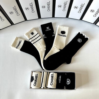 New cashmere socks