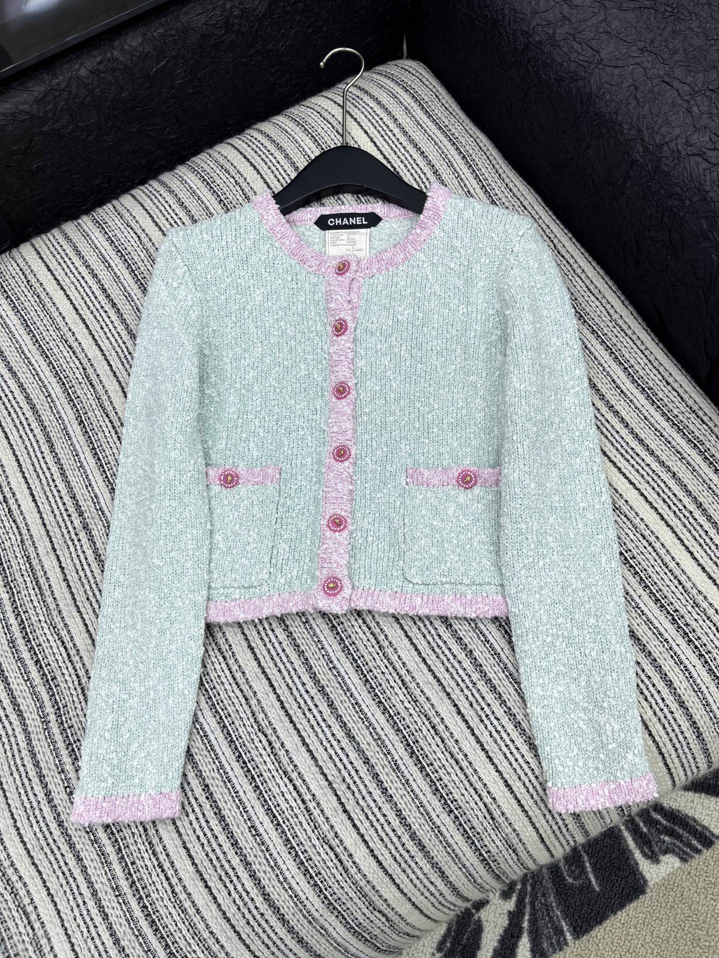 25fw new retro yarn round neck cardigan