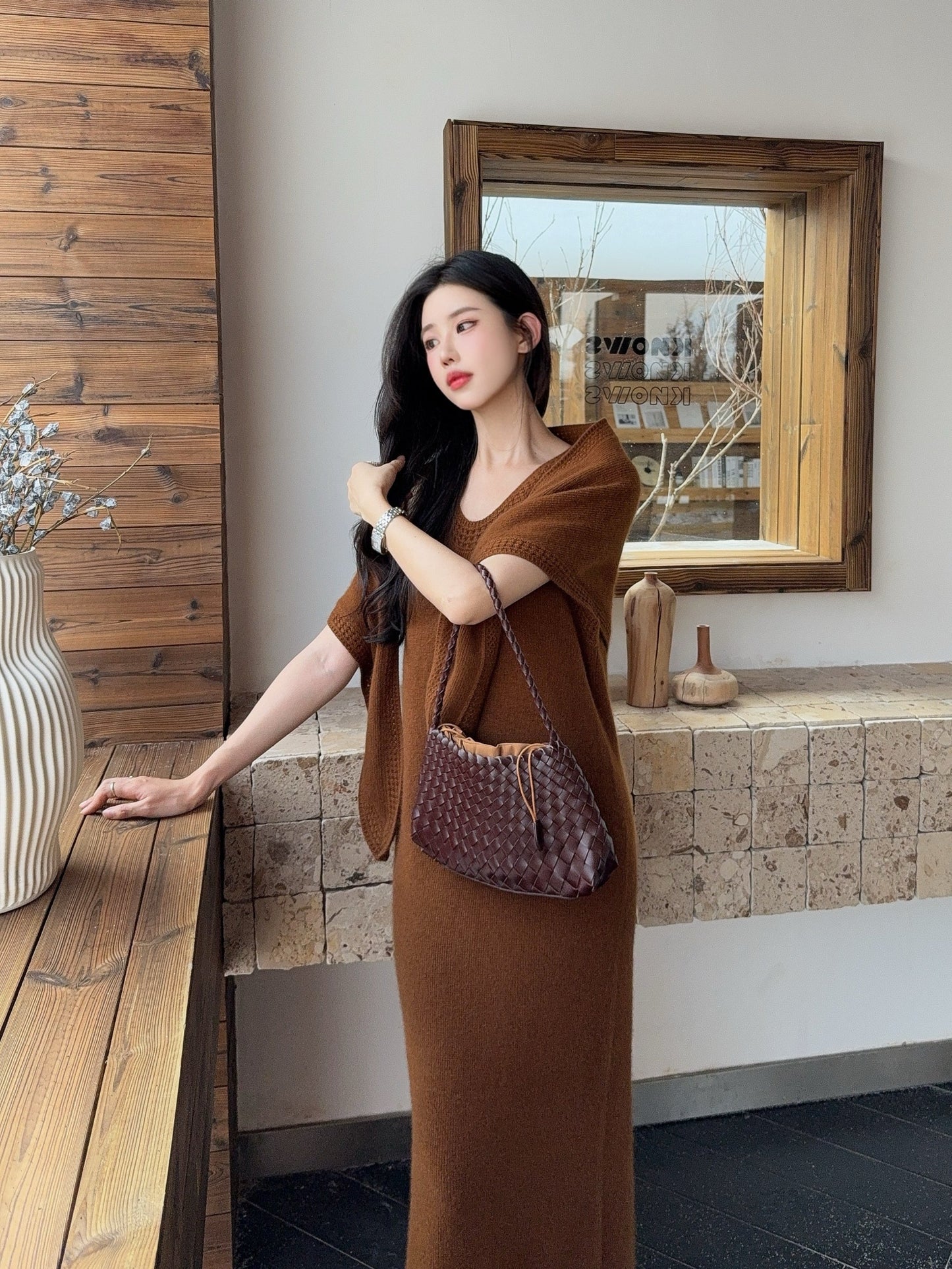 25fw new round neck wool dress with matching shawl