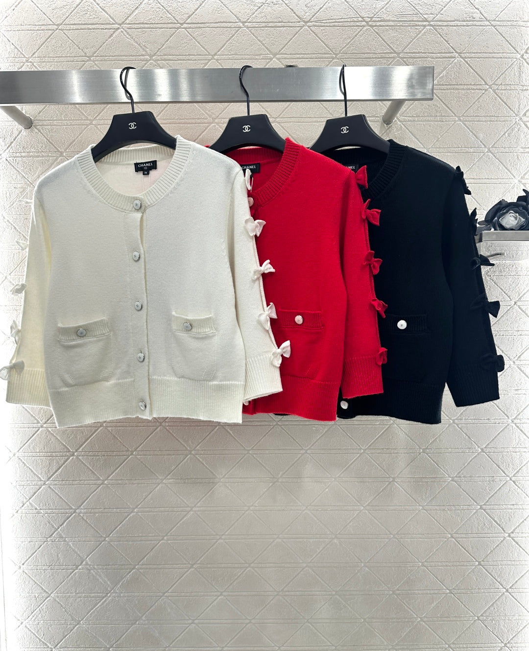 25 Bow decoration cashmere knitted cardigan