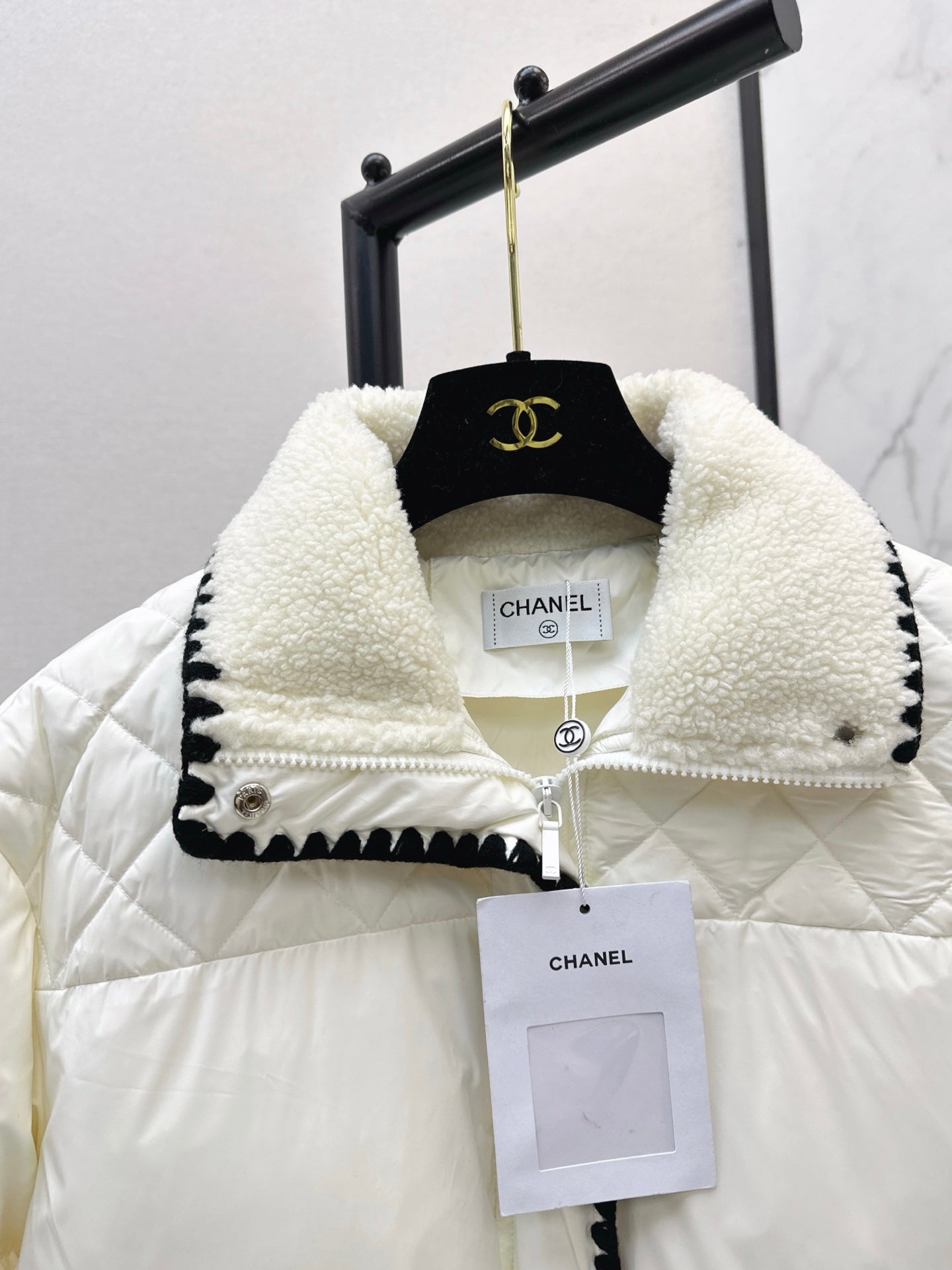 25 New Stand Collar Down Jacket