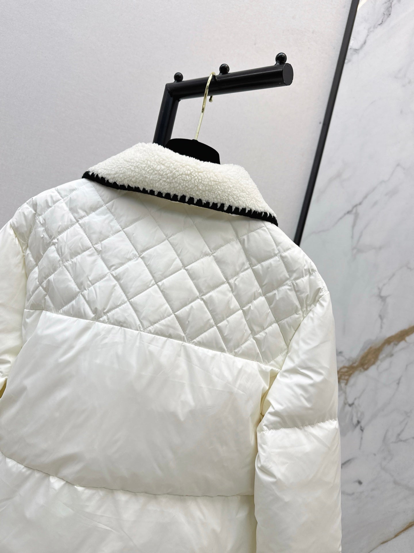 25 New Stand Collar Down Jacket