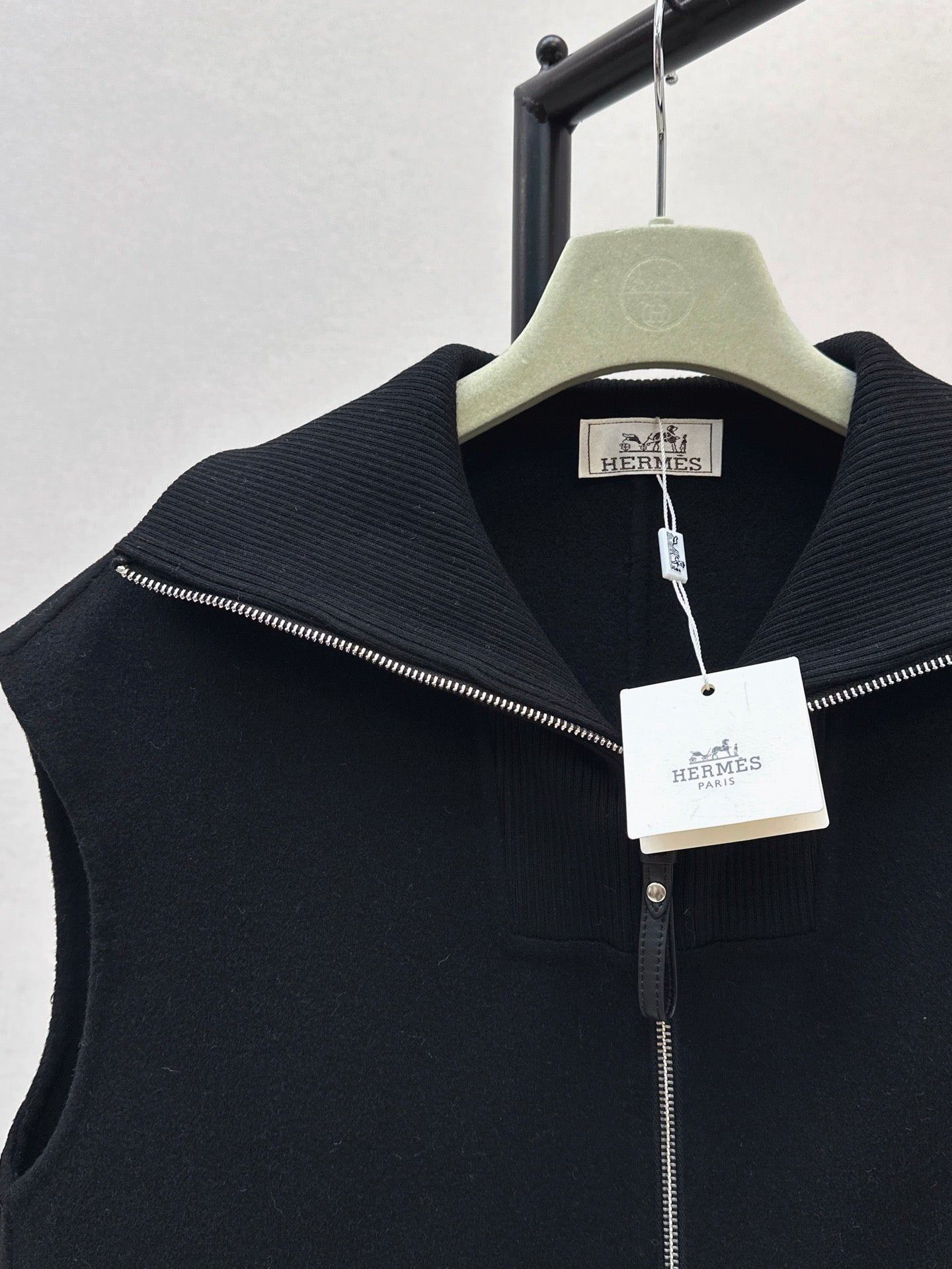 25 New wool cashmere vest jacket