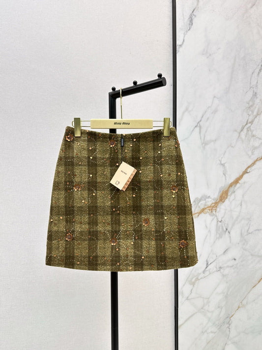 25 Plaid Series Beaded Sequin Shorts
