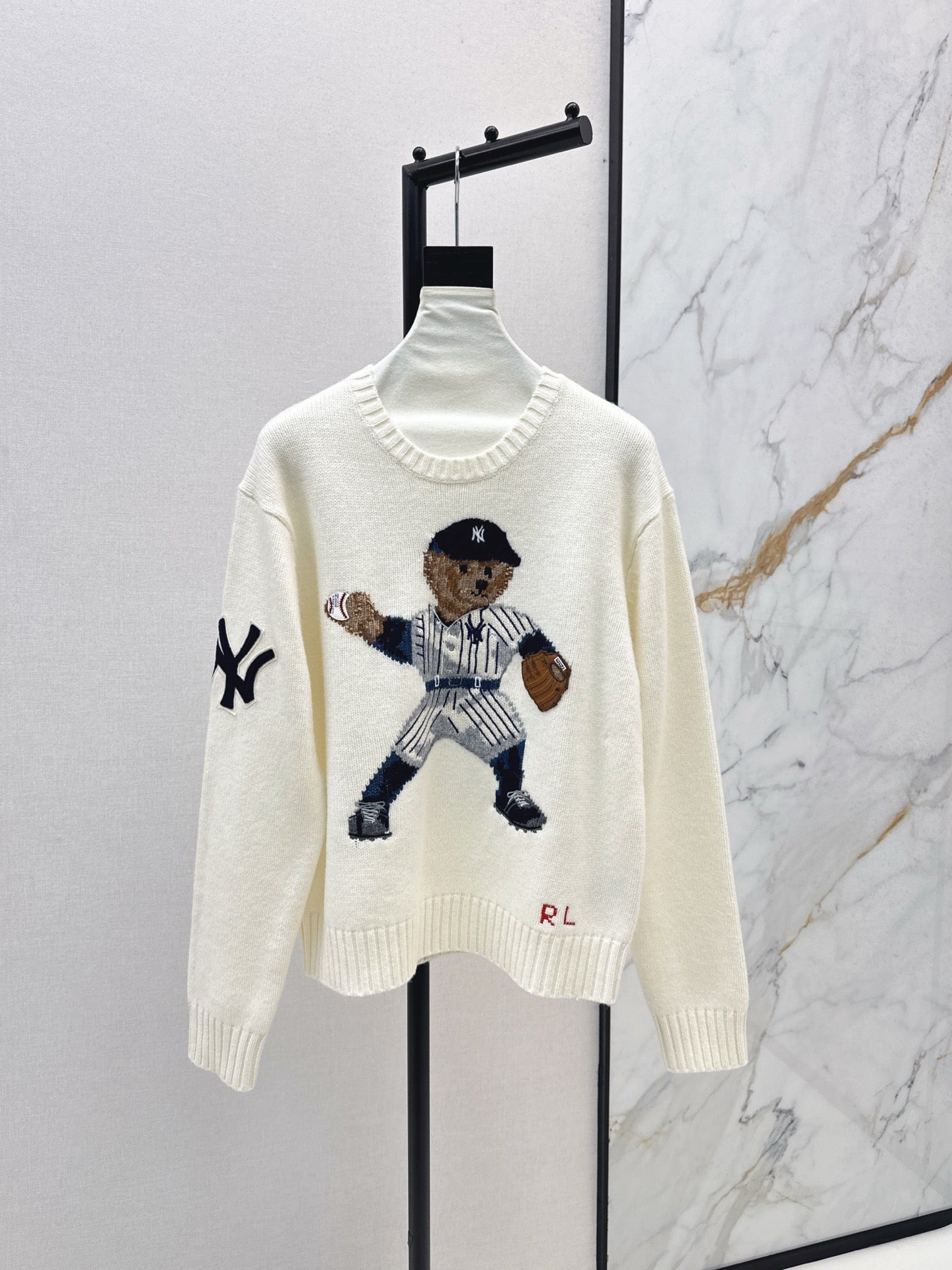 25 New joint baseball bear wool sweater