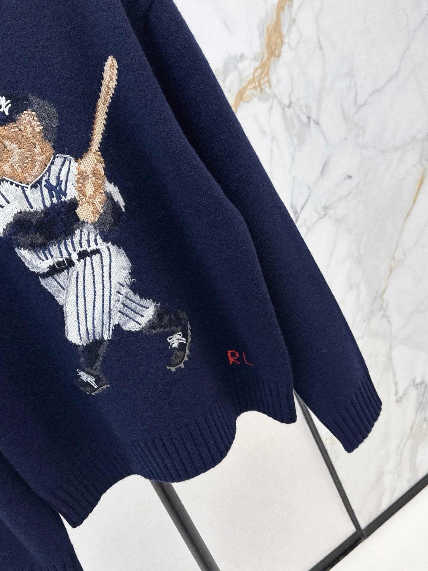 25 New joint baseball bear wool sweater